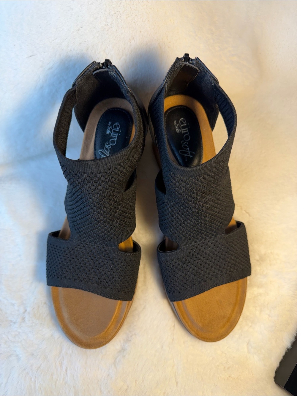 Women’s Eurosoft Black Knit Open-Toe Sandals w Cork Wedge  Heel Size 8.5